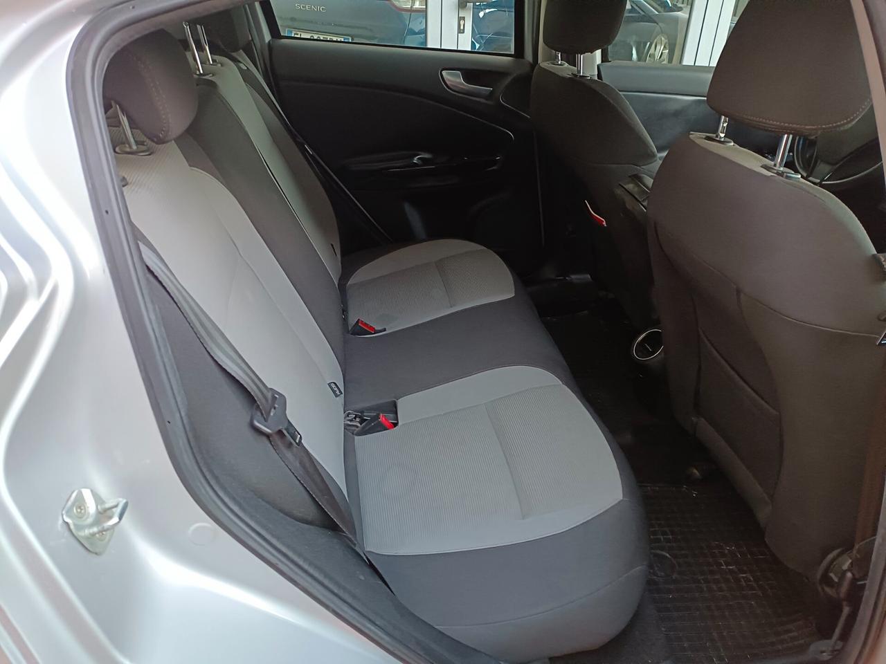 Alfa Romeo Giulietta 1.6 JTDm-2 105 CV Distinctive