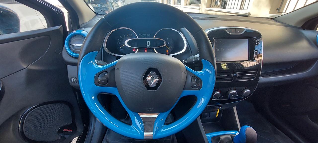 CLIO 1.2 GPL SCADENZA 2034 NAVIGATORE TELEFONO FULL X NEOPATENTATI 75 CV IMPECCABILE