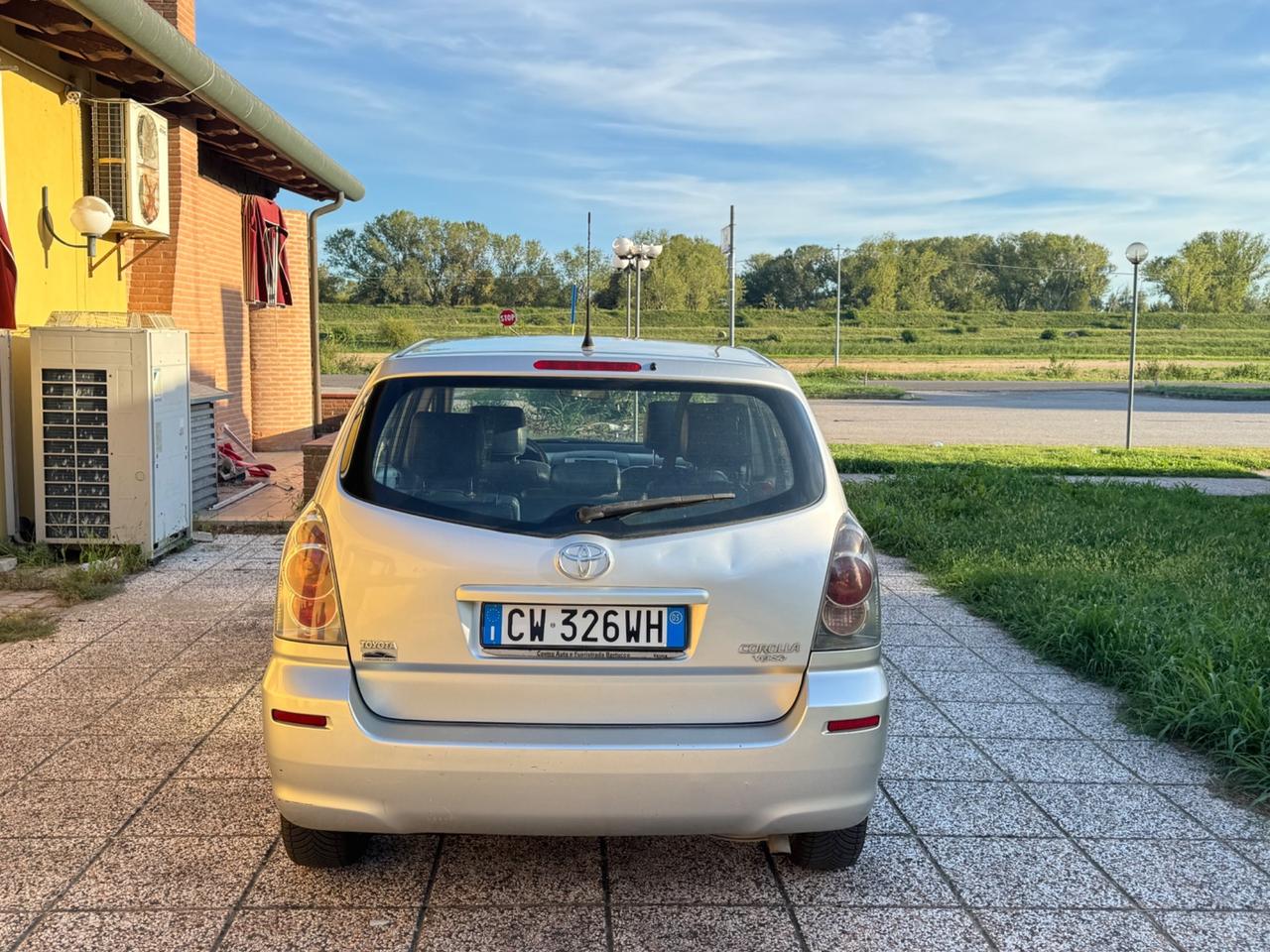 Toyota Corolla 2.0 16V D-4D 5 porte