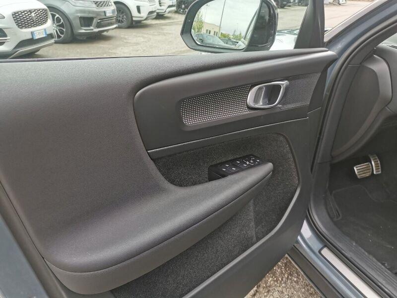 Volvo XC40 XC40 T3 Geartronic Momentum Core