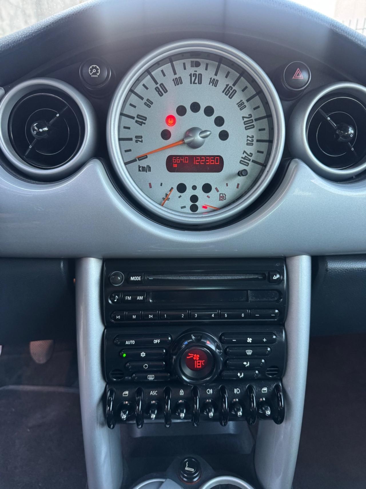 Mini cooper idonea ai neopatentati gomme e frizione nuove