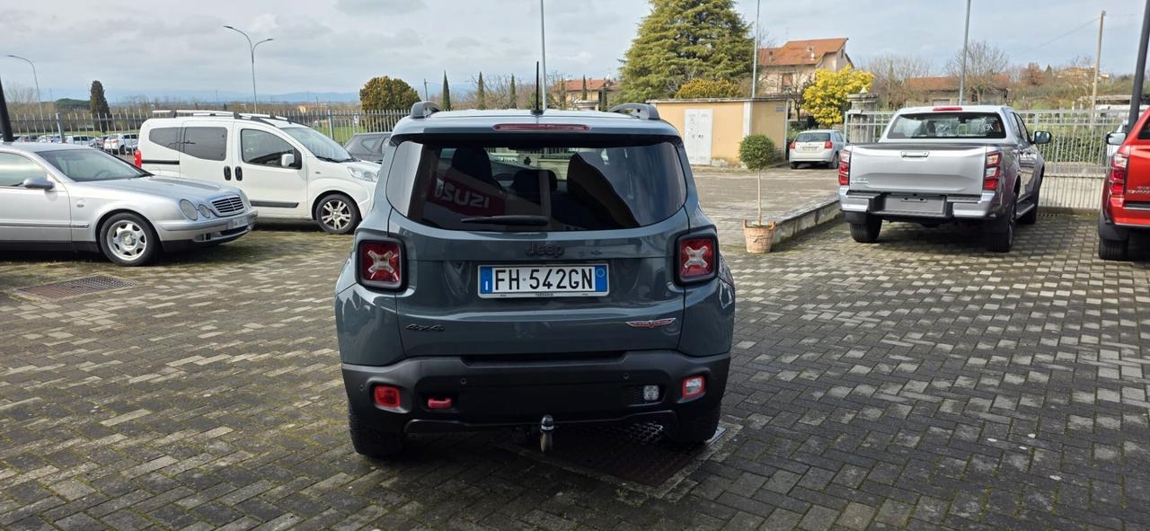 Jeep Renegade 2.0 Mjt 170CV 4WD Active Drive Low Trailhawk