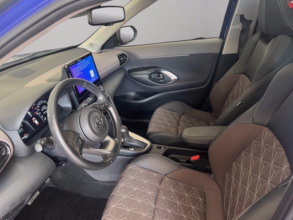 TOYOTA Yaris cross 1.5h lounge fwd 130cv e-cvt del 2024