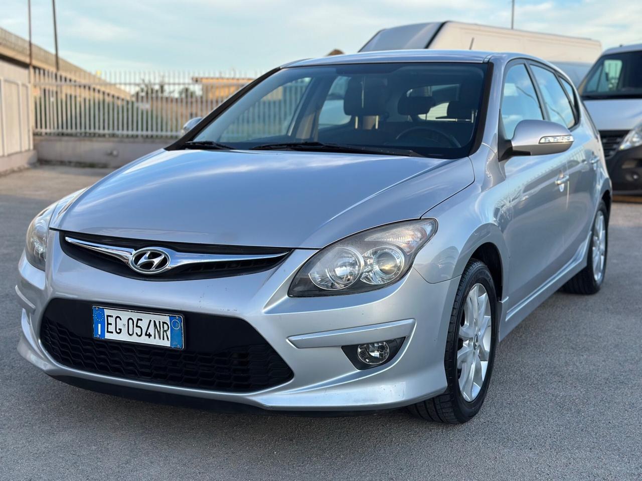 Hyundai i30 2011 1.6 CRDi Diesel 90CV 6 marce Comf