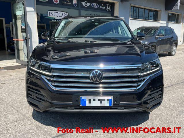 VOLKSWAGEN Touareg 3.0 V6 TDI SCR 231 cv PROMO !