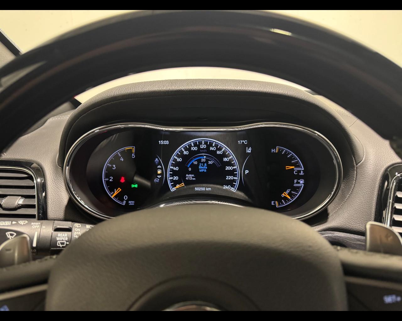 JEEP GRAND CHEROKEE 3.0 AUTO OVERLAND