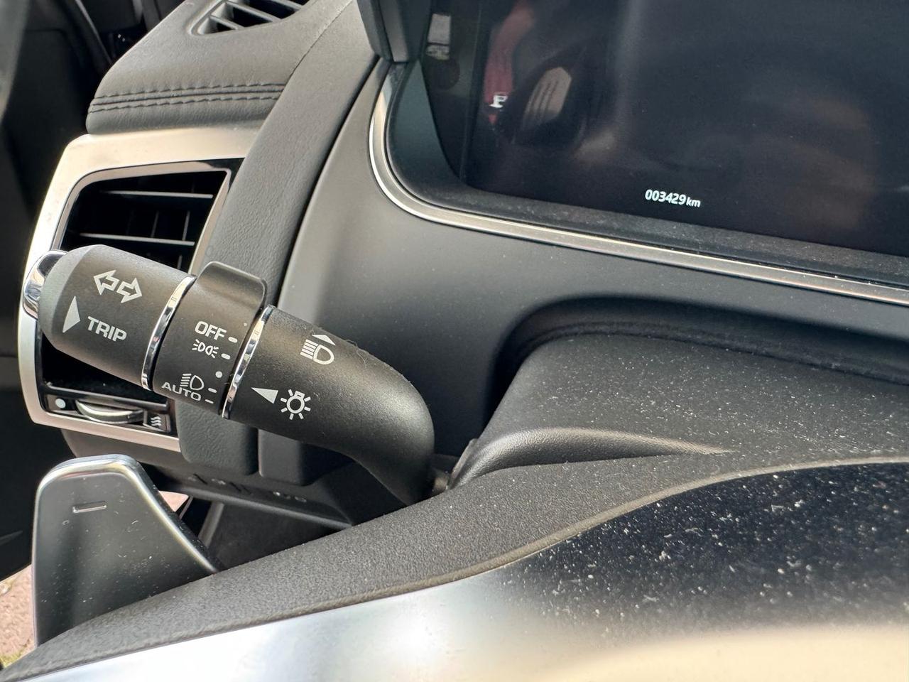 Jaguar F-Pace R-Dynamic Black 2.0 P 300