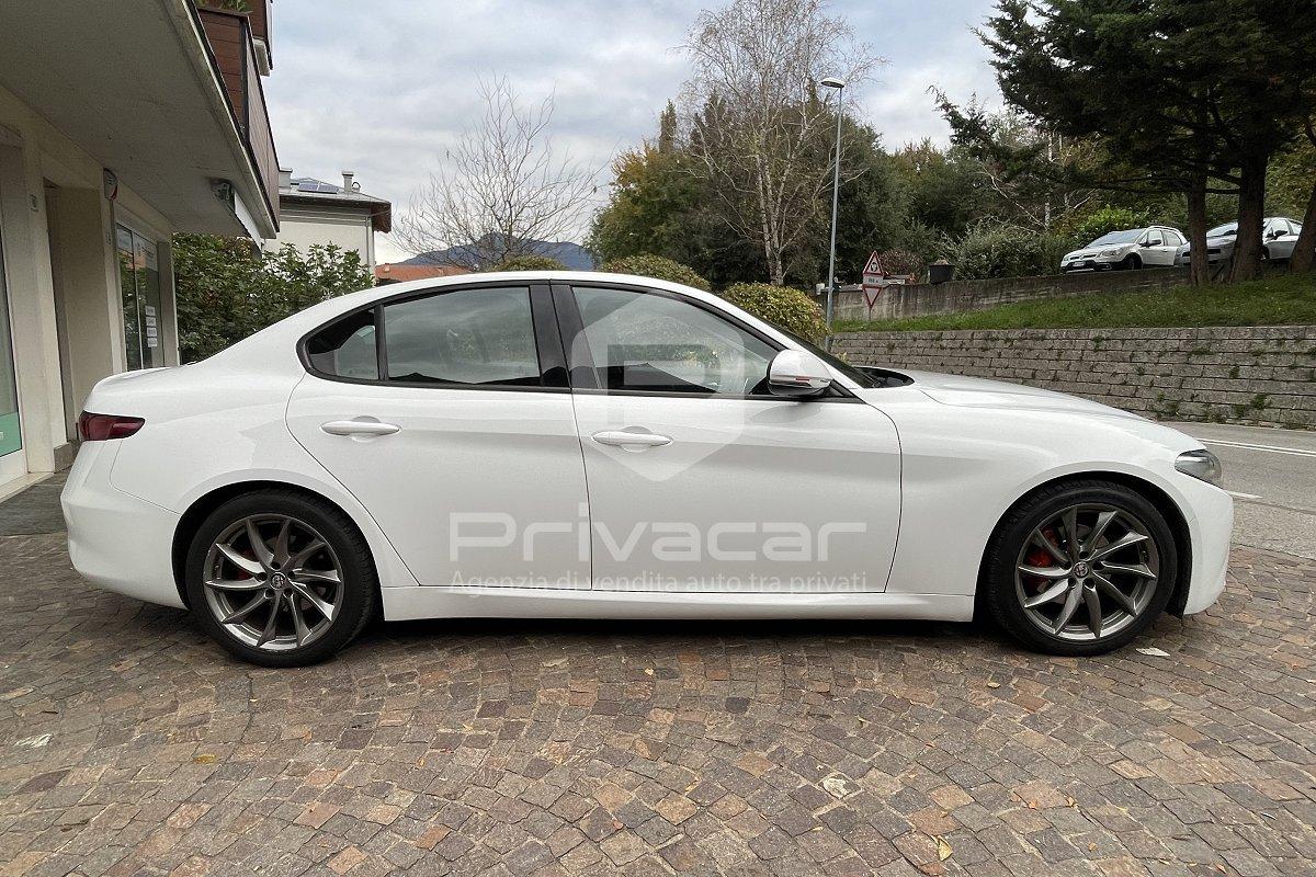 ALFA ROMEO Giulia 2.2 Turbodiesel 180 CV AT8 Business Sport Launch Ed.