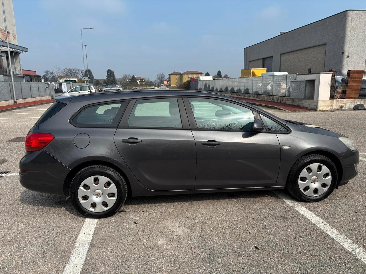 Opel Astra 1.4 100CV Sports Tourer Cosmo UNICO PROPRIETARIO