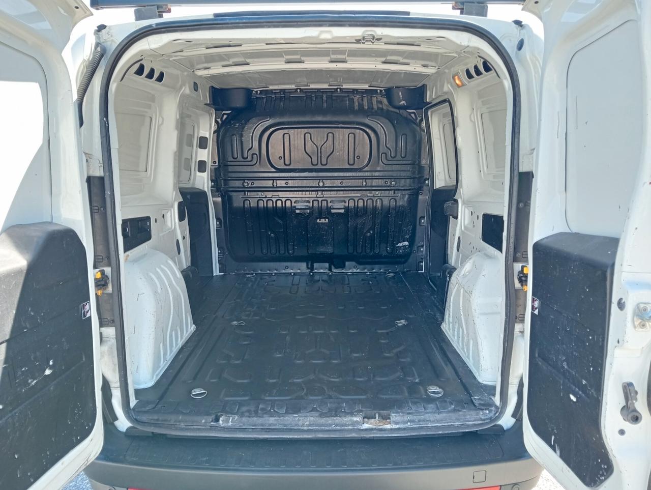 Fiat Doblò 1.6 MJET 105CV PL-TN Cargo 3 posti UNIPROPRIETARIO