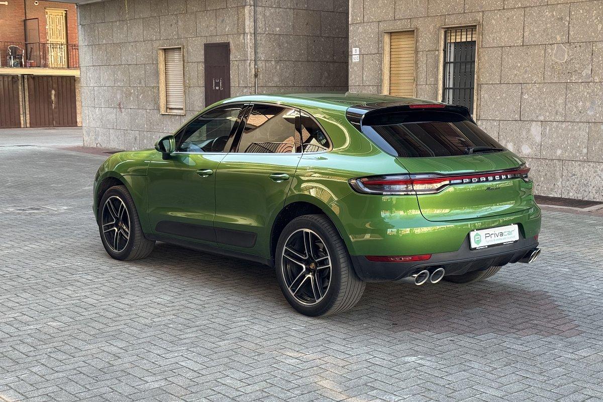 PORSCHE Macan 2.0