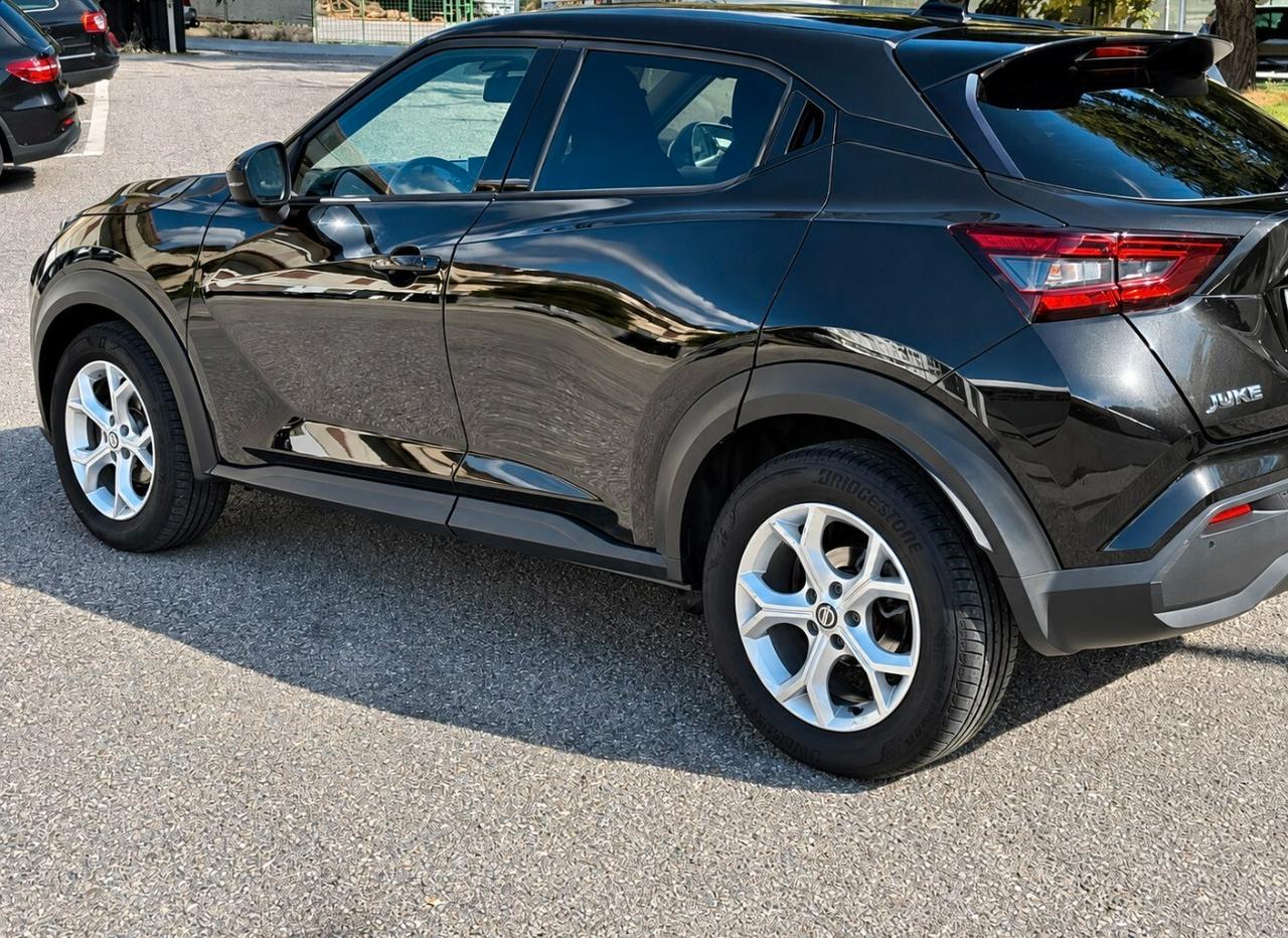 Nissan Juke 1.0 DIG-T 114 CV DCT Tekna