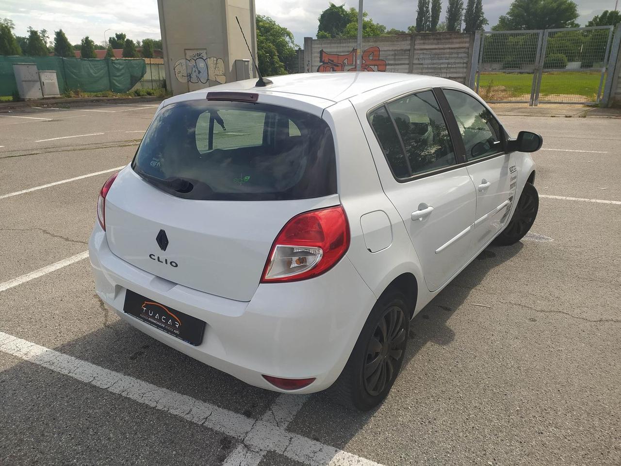 Renault Clio 20th Anniversary 1.2 16V 75cv #10789