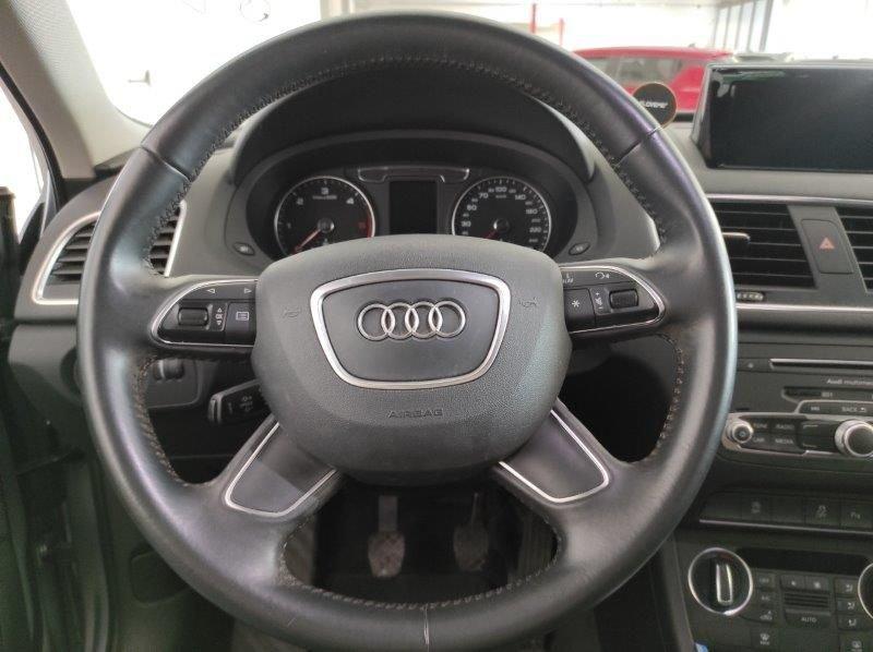 Audi Q3 2.0 TDI 150 CV Business