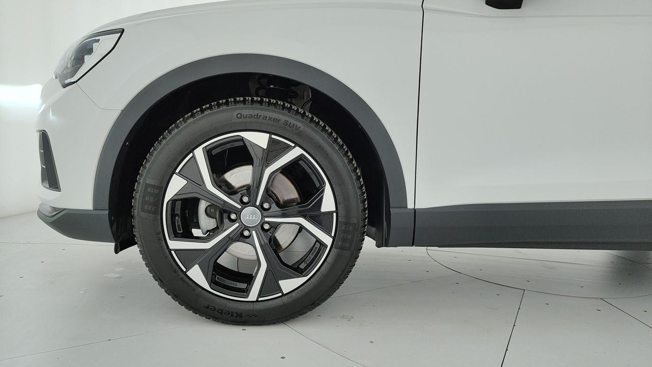 AUDI Q3 II 2018 - Q3 35 1.5 tfsi Business
