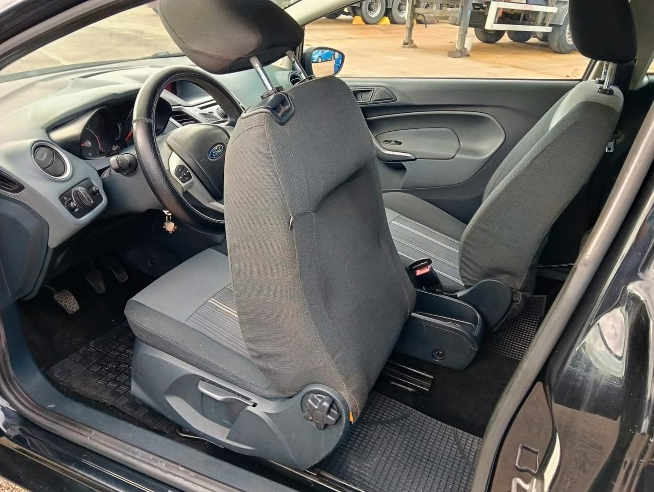 Ford Fiesta 1.4 TDCi 68CV 3 porte