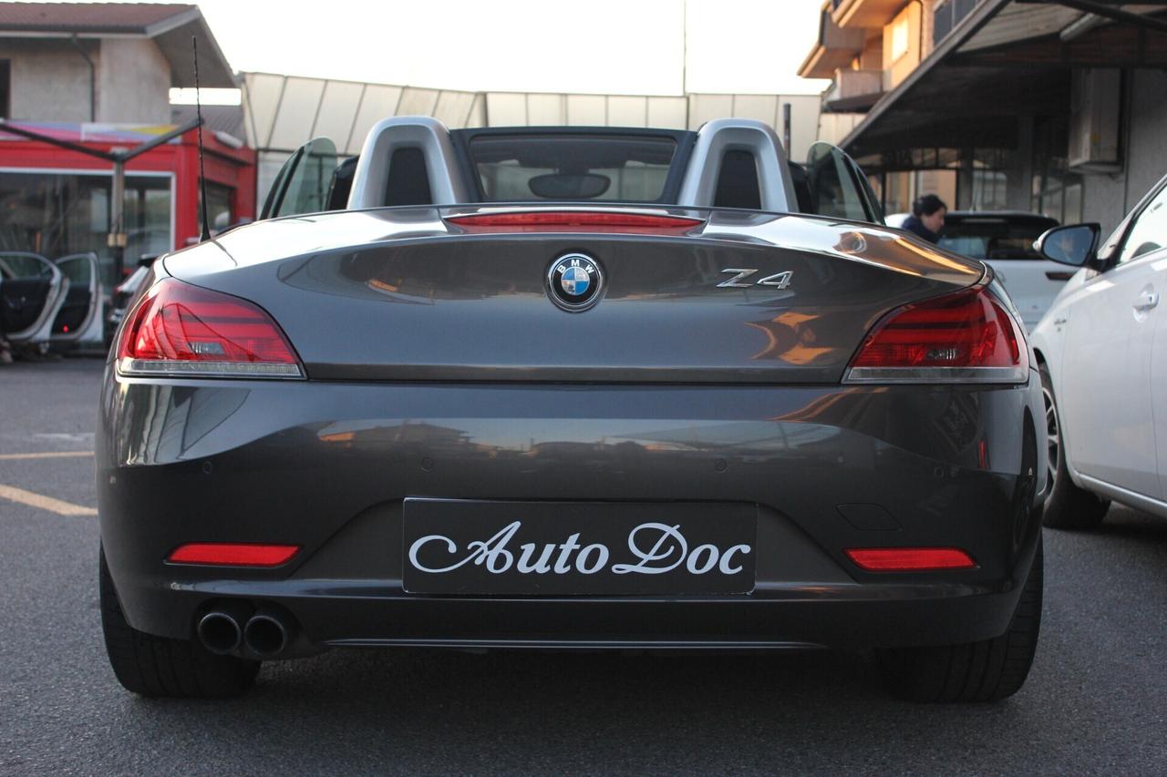 Bmw Z4 sDrive23i SDRIVE STEPTRONIC XENON NAVY SPORT