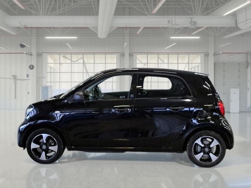 SMART FORFOUR EQ 60KW PASSION 5 PORTE BERLINA