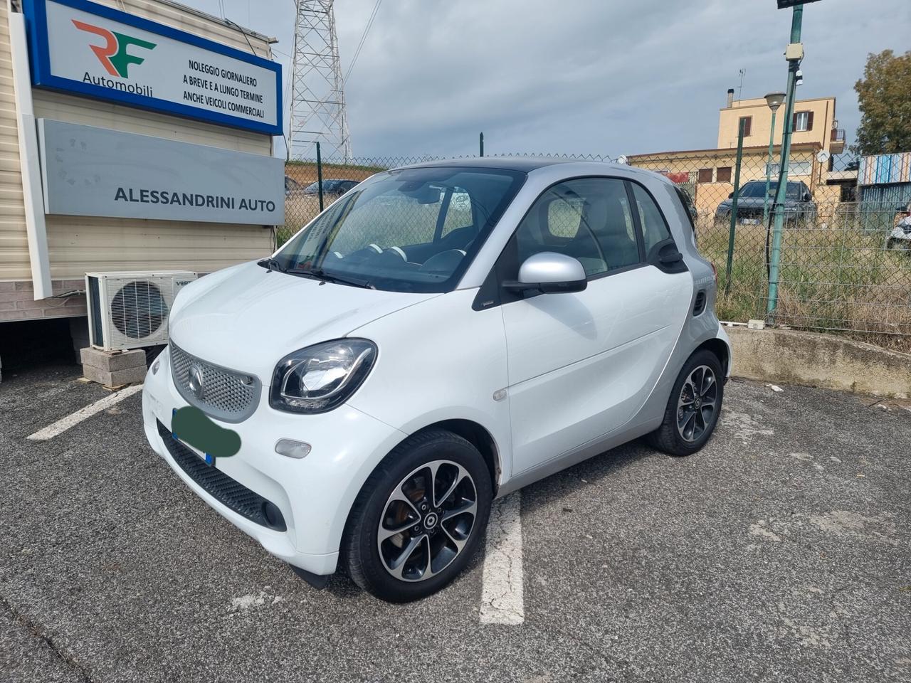 Smart ForTwo 1000 62 kW coupé passion