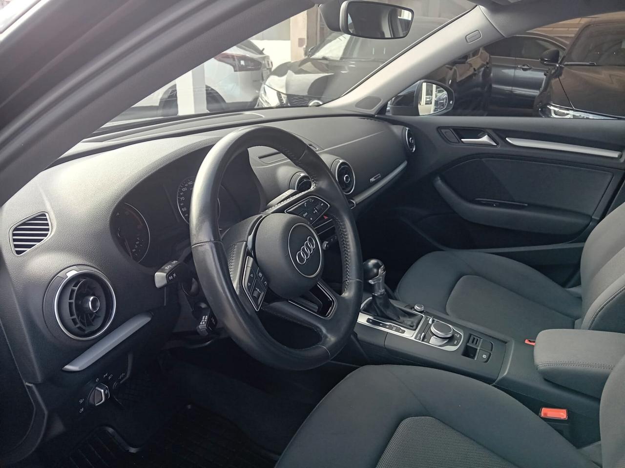 Audi A3 SPB 30 TDI S tronic Business