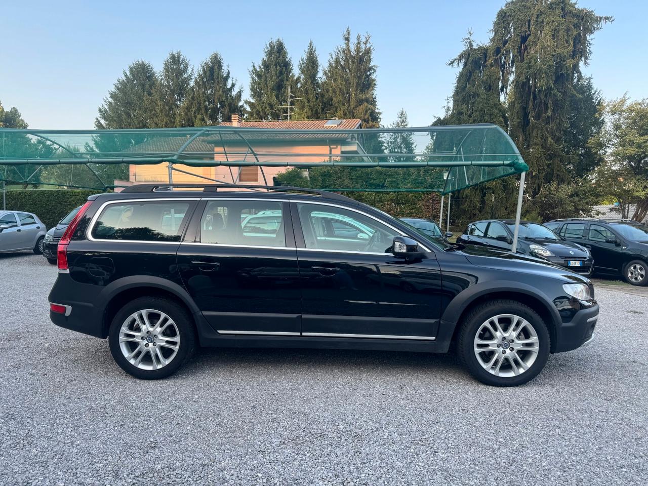 Volvo XC 70 XC70 D5 AWD Geartronic Momentum