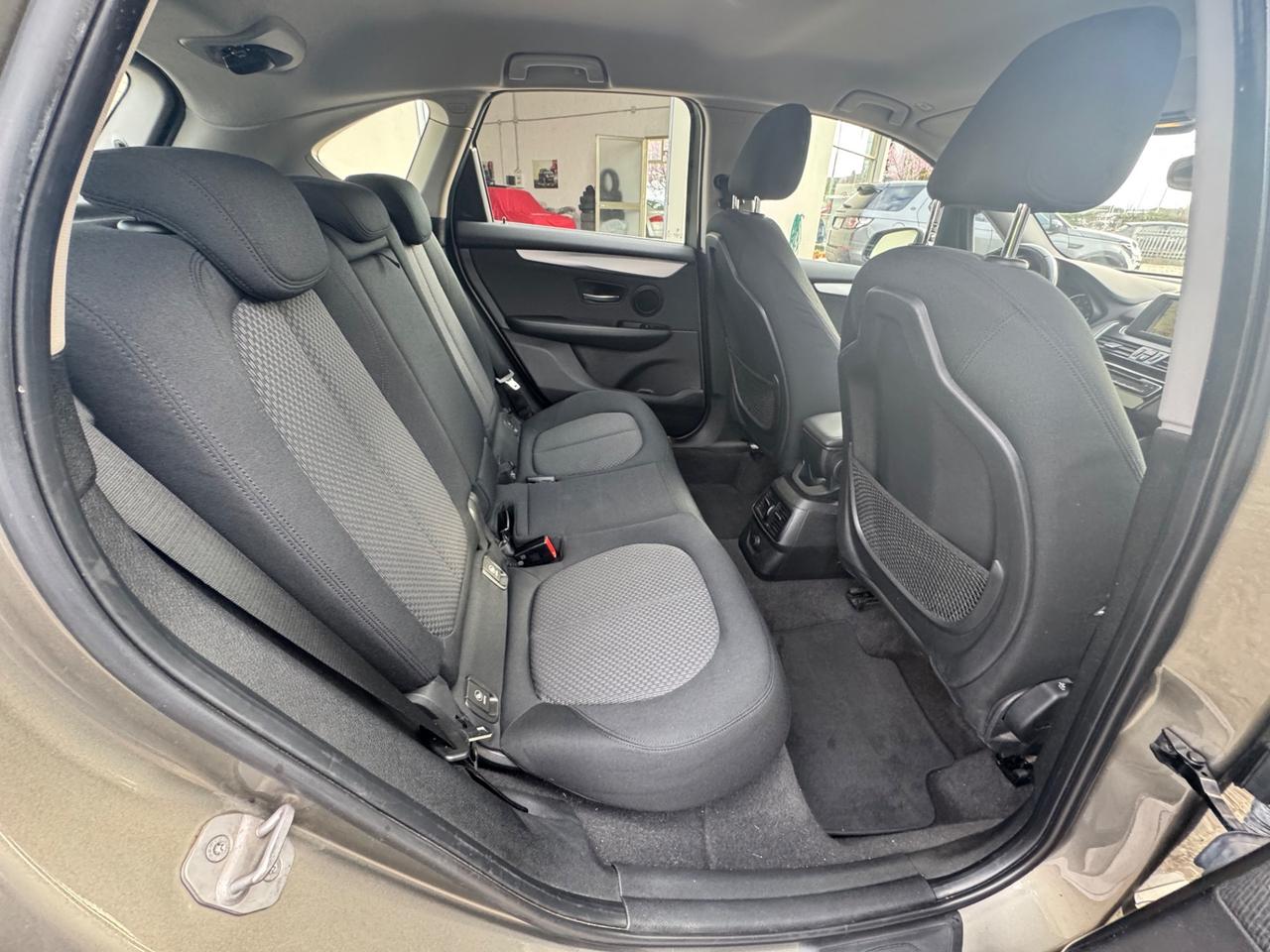 Bmw 2er Active Tourer 218d Sport