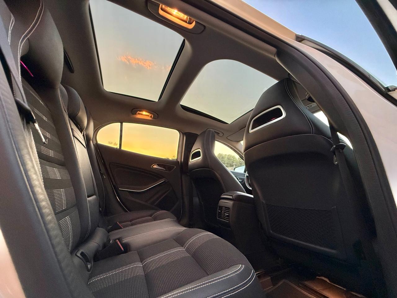 Mercedes GLA 200/2.2 136CV/CAR PLAY/TETTO/KYLESS