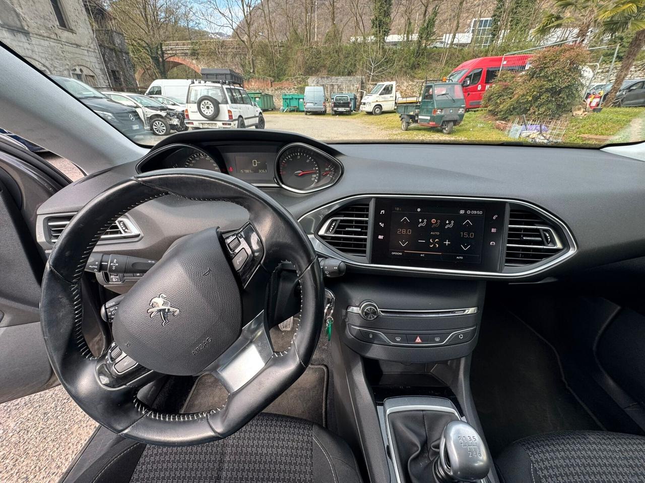 Peugeot 308 BlueHDi 120 S&S SW Business