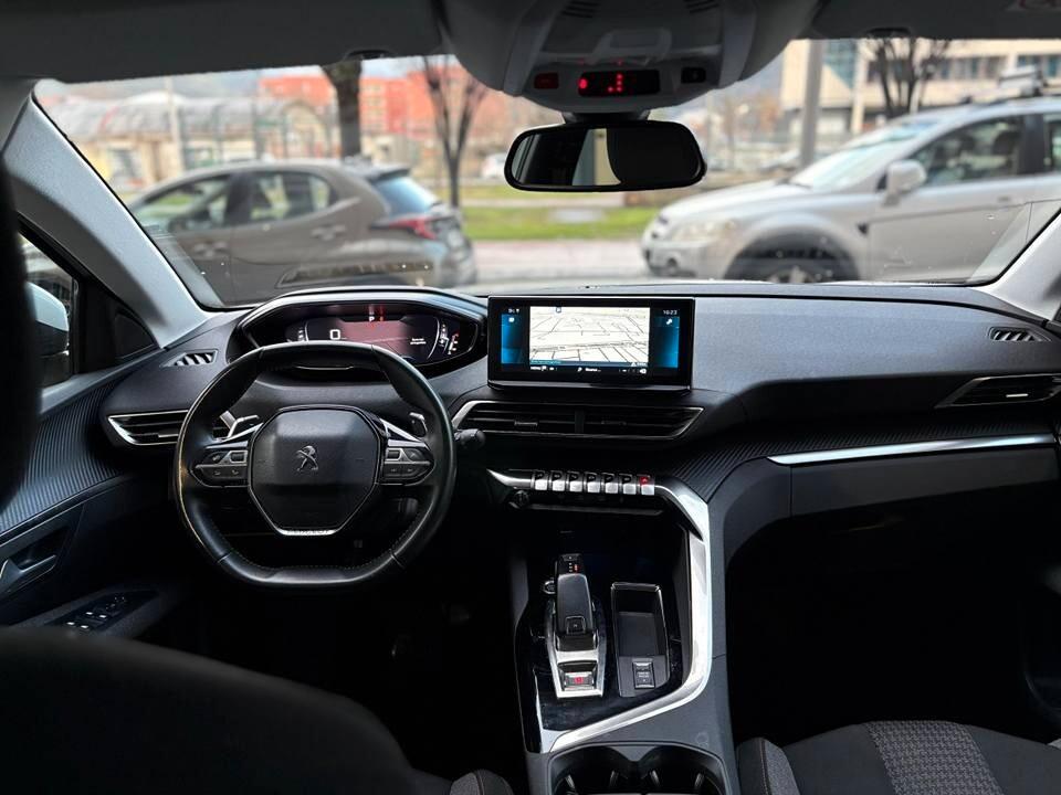 Peugeot 3008 1.5 EAT8 Business 130 cv - 2021