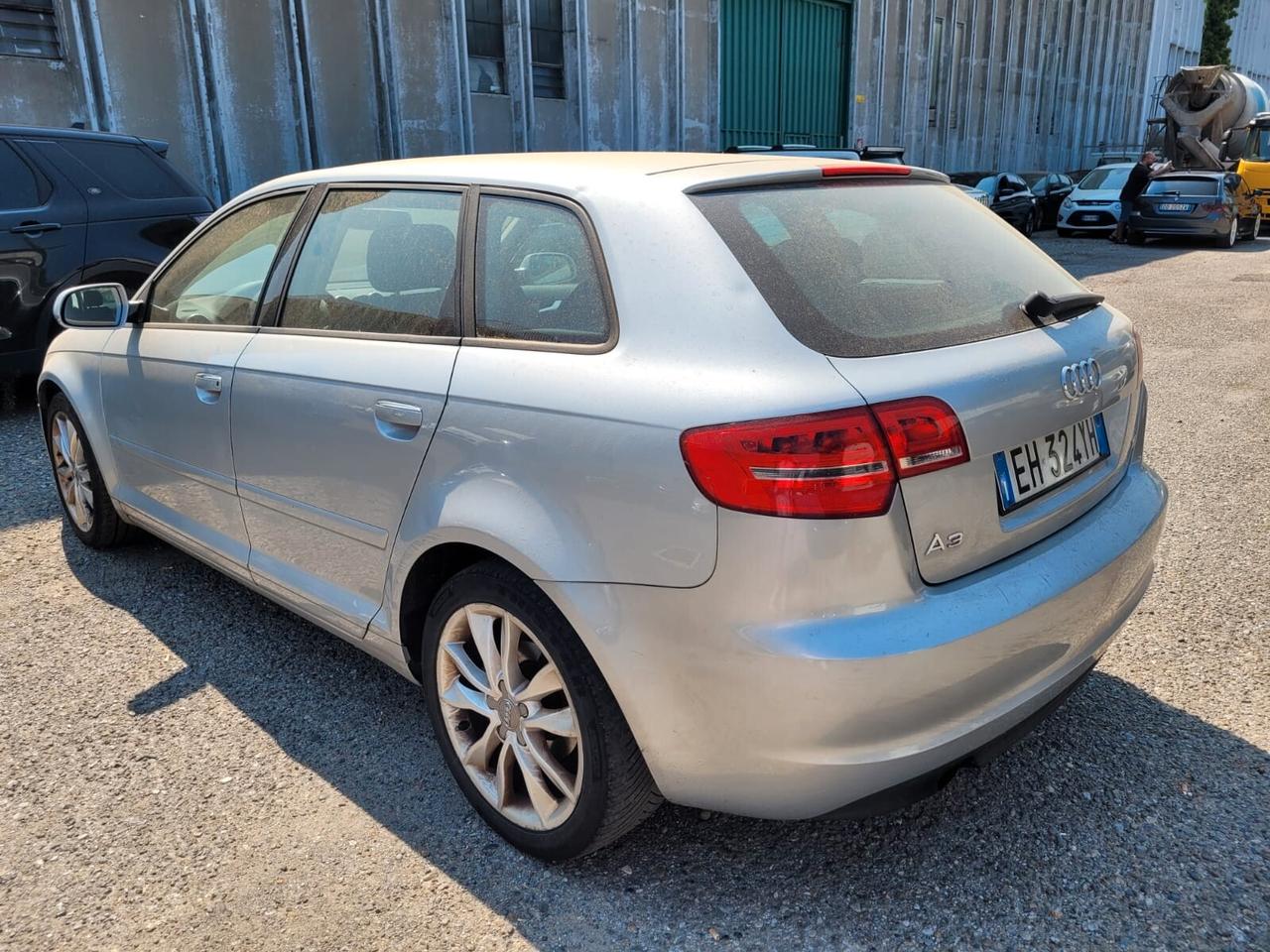 Audi A3 SPB 1.6 TDI 105 CV Fap intasato