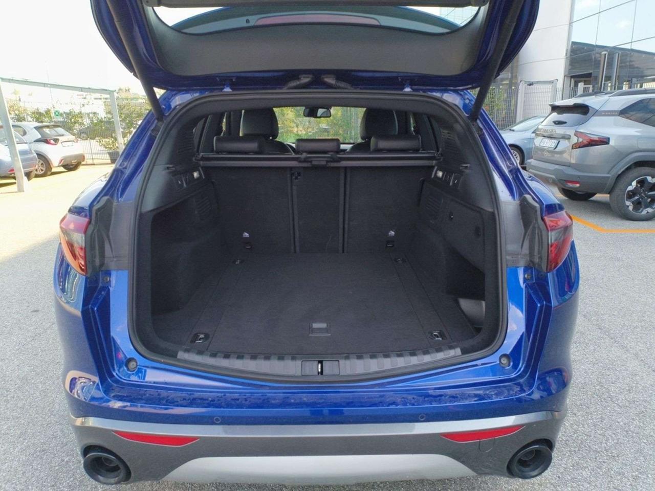 Alfa Romeo Stelvio ALFA ROMEO Stelvio 2.2 Turbodiesel 210 CV AT8 Q4