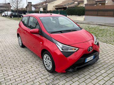 Toyota Aygo 1.0 AUTOMATICA 72 CV 5 porte x-play MMT