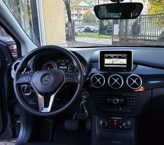 Mercedes-Benz B 180 benzina automatica E6...