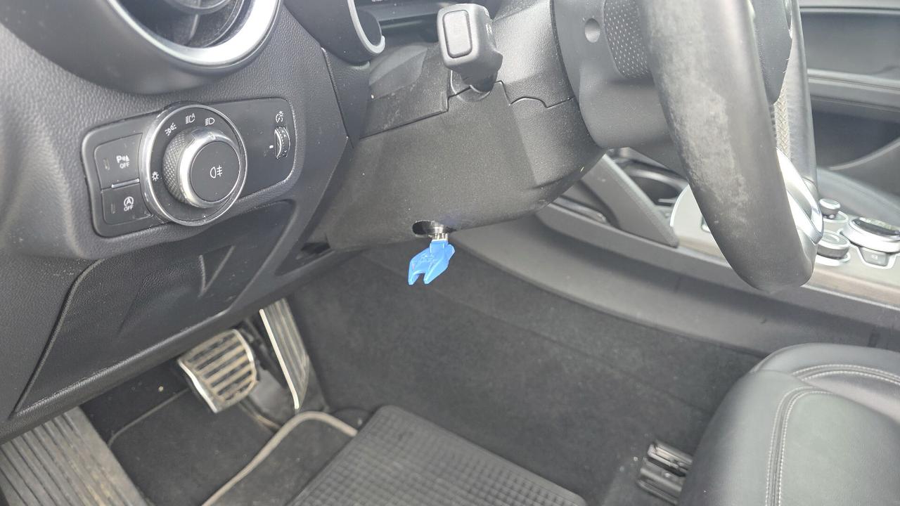 Alfa Romeo Stelvio 2.2 TD 160 CV AT8 RWD Ti VELOCE