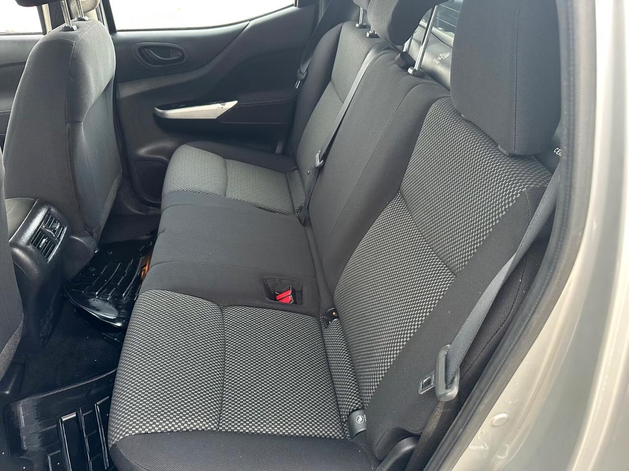 Nissan Navara 2.3 dCi 4WD Double Cab Acenta