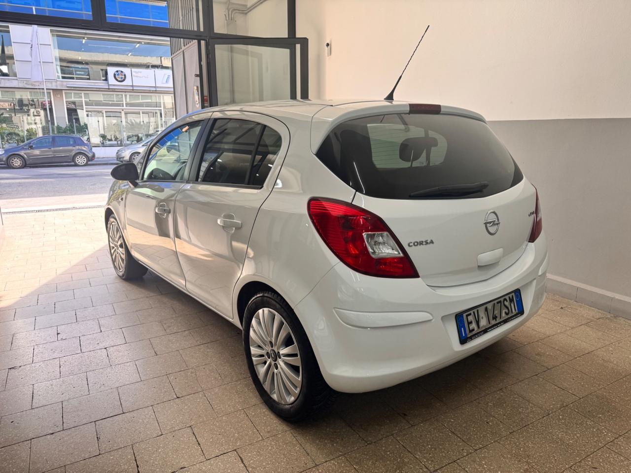 Opel Corsa 1.3 CDTi 75 Cv 5 Porte Sport - 10/2014