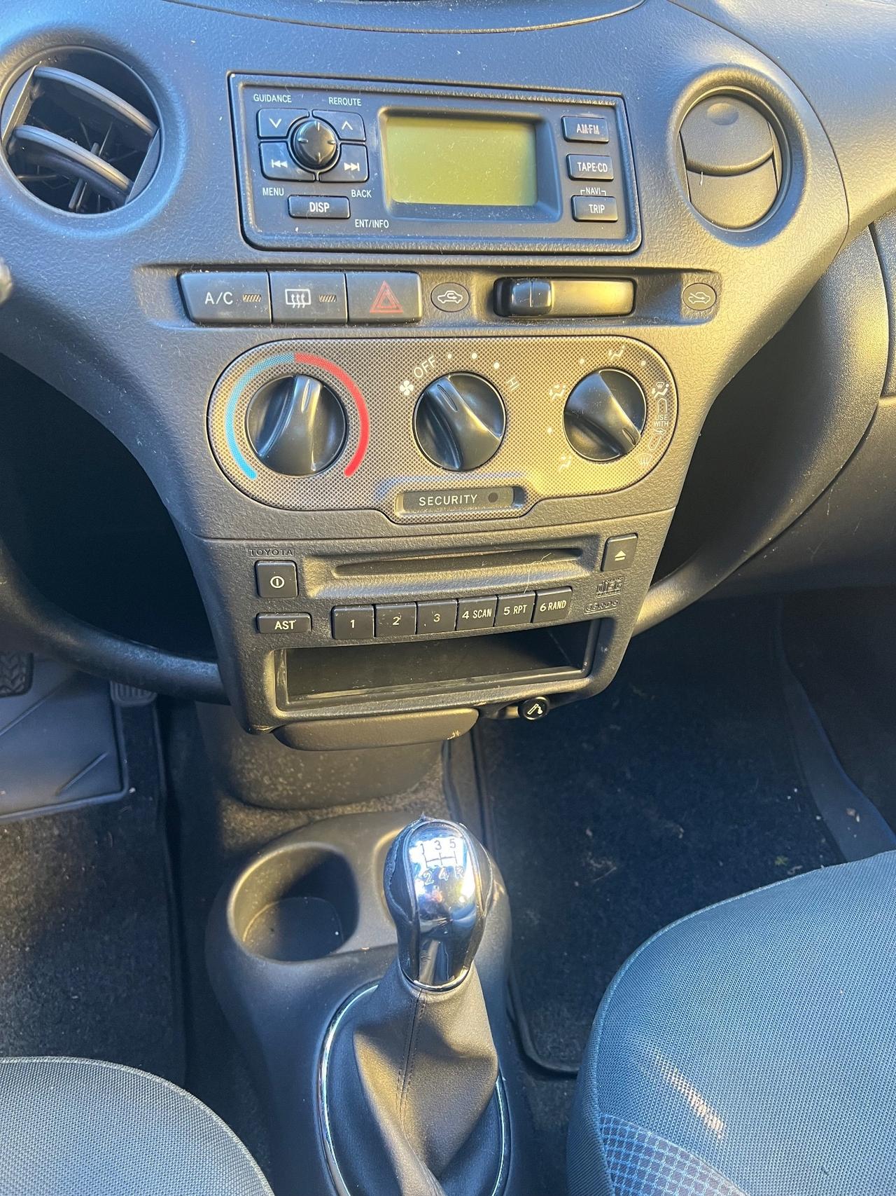 Toyota Yaris 1.4 D-4D 3 porte M-MT Sol