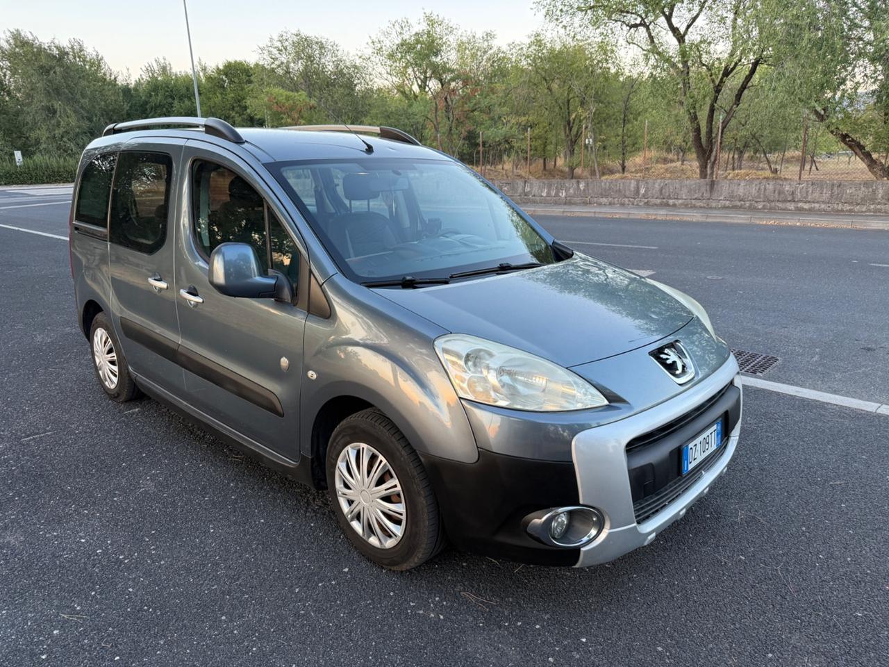 Peugeot Partner Tepee 1.6 HDi 90CV Outdoor