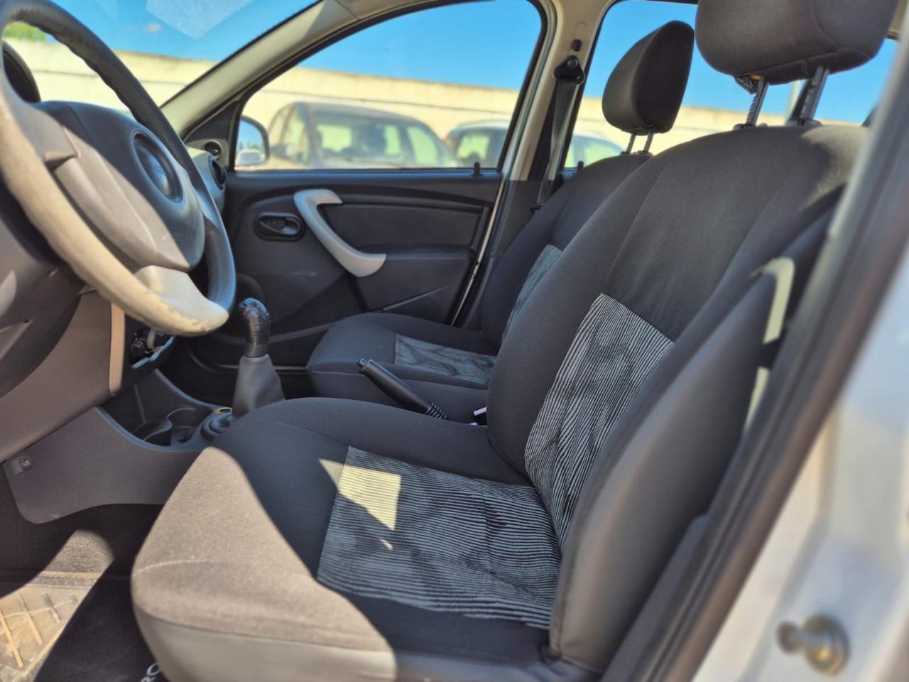 Dacia Sandero 1.2 16V