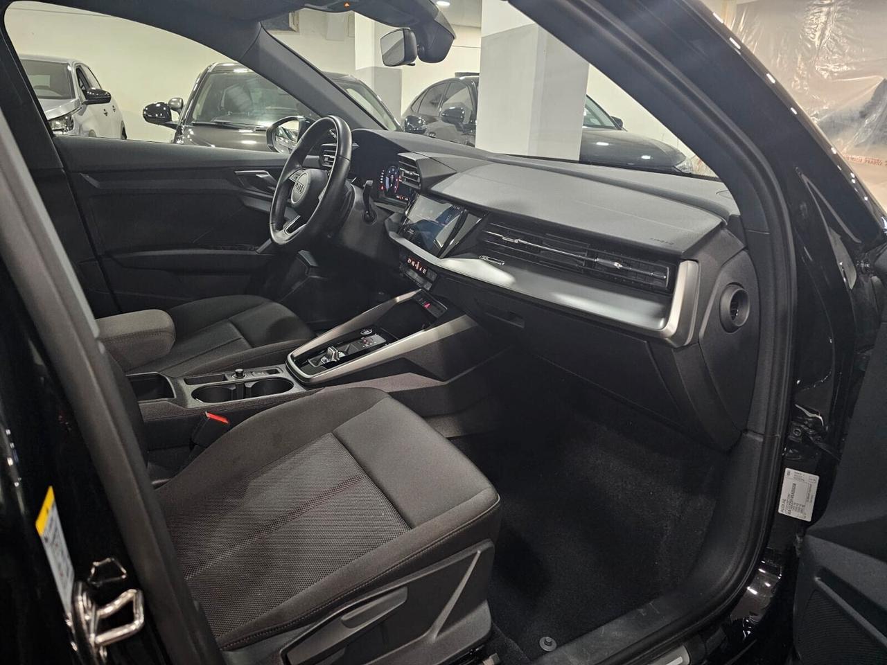 NUOVA AUDI A3 SPORTBACK S-LINE 35 TDI 150CV S-TRONIC IDENTITY BLACK