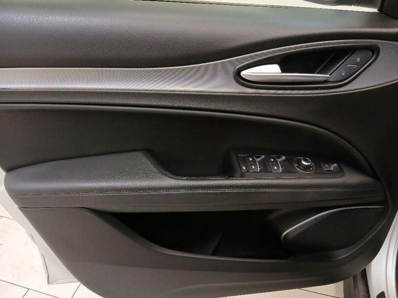 Alfa Romeo Stelvio 2.2 t Sprint Q4 190cv auto
