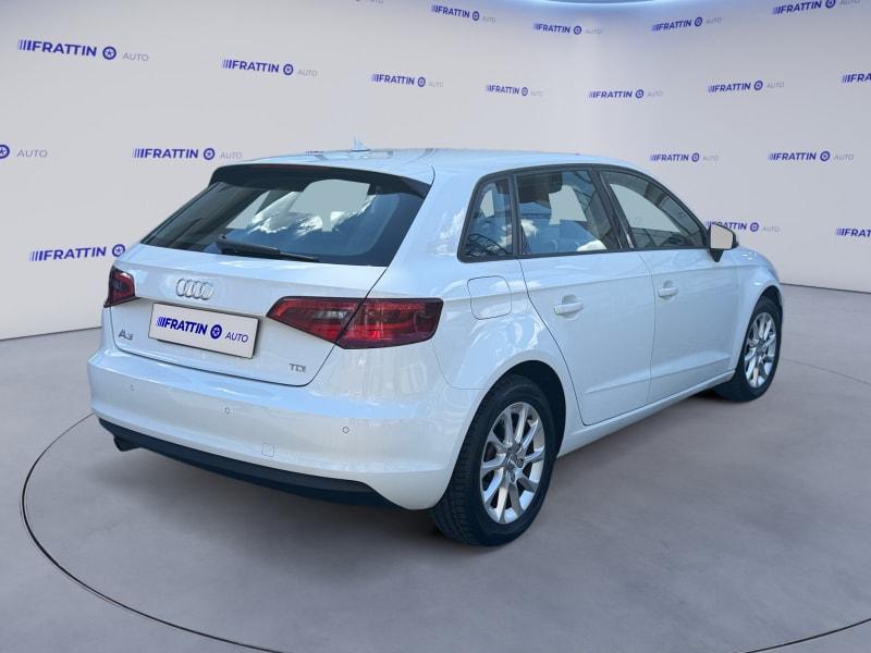 AUDI A3 SPB 1.6 TDI CLEAN DIESEL S TRO
