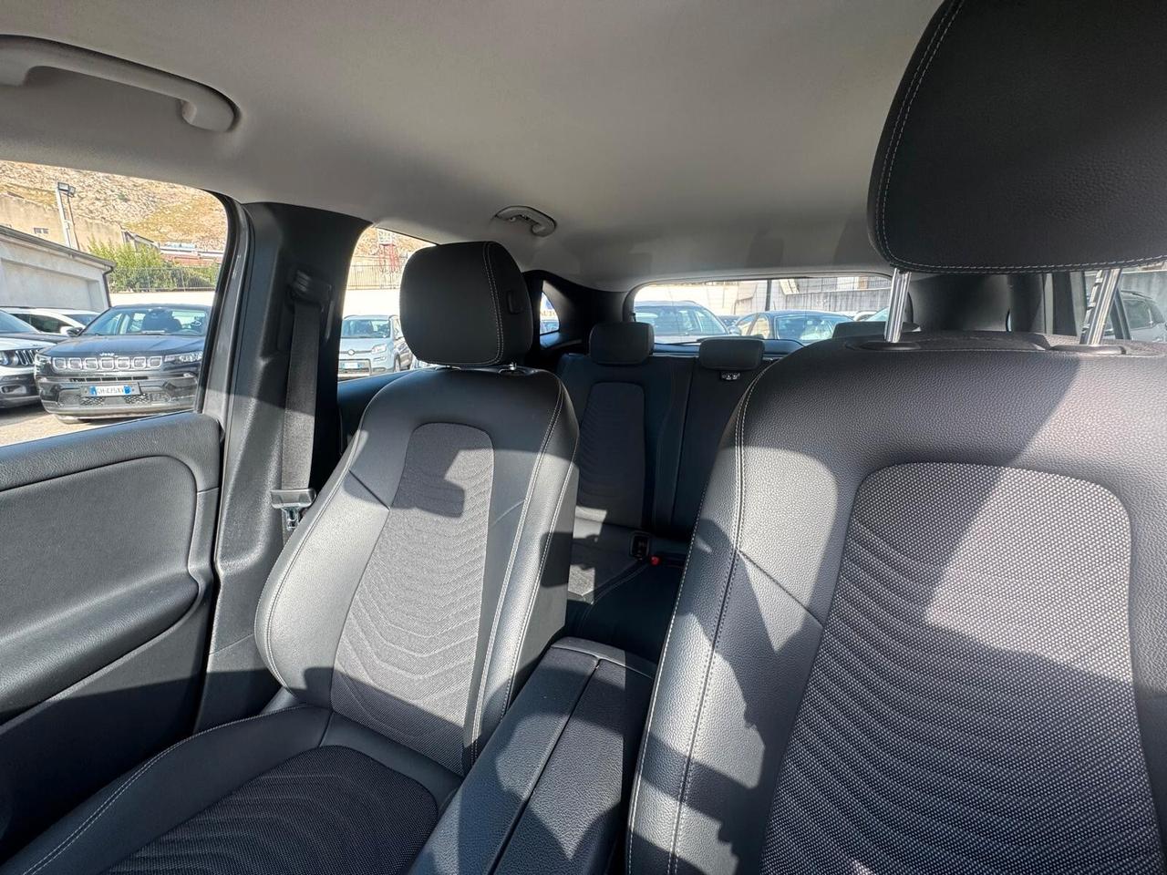 Mercedes-benz GLA 200 d Automatic Business