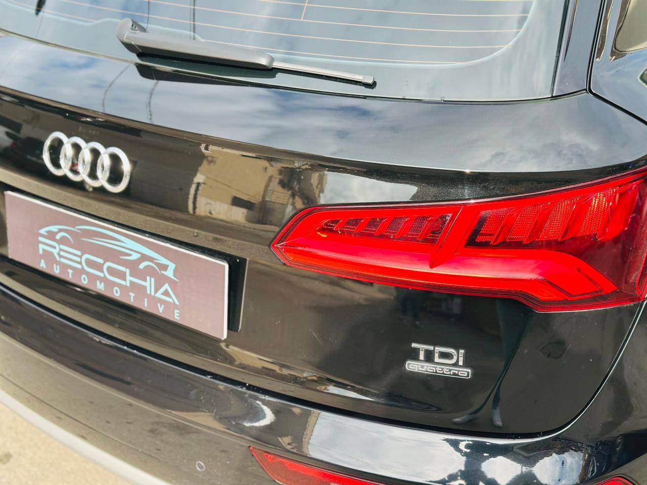 Audi Q5 2.0 TDI 190CV quattro Stronic S-LINE