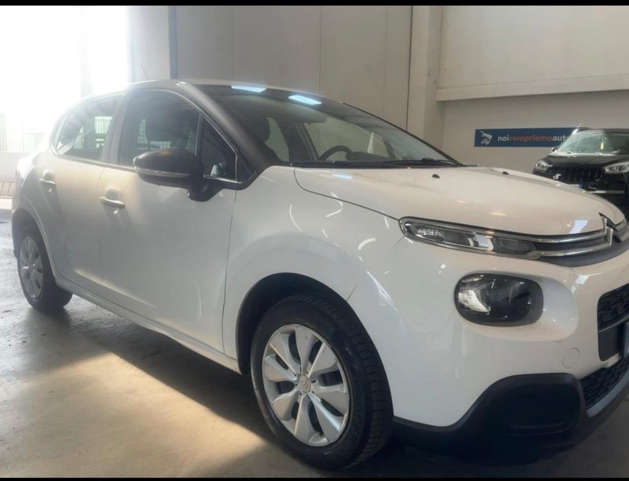 Citroen C3 PureTech 83 van autocarro