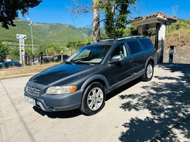 Volvo V70 2.4 D5 Automatica AWD Cross Country