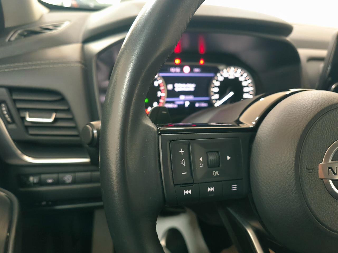Nissan Qashqai MHEV 140 CV Business