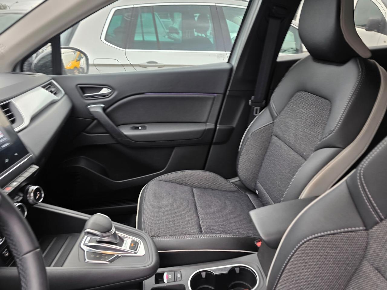 Renault Captur Mild Hybrid 140 CV Intens