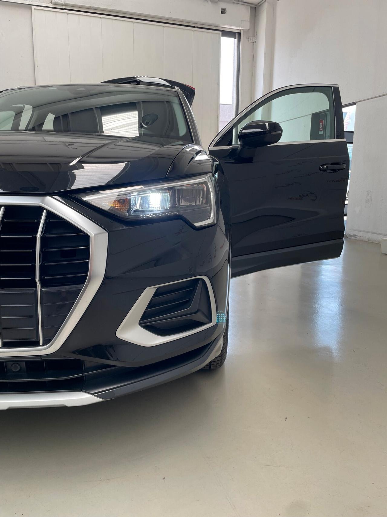 Audi Q3 2.0 150CV 35 TDI S tronic Business Advanced