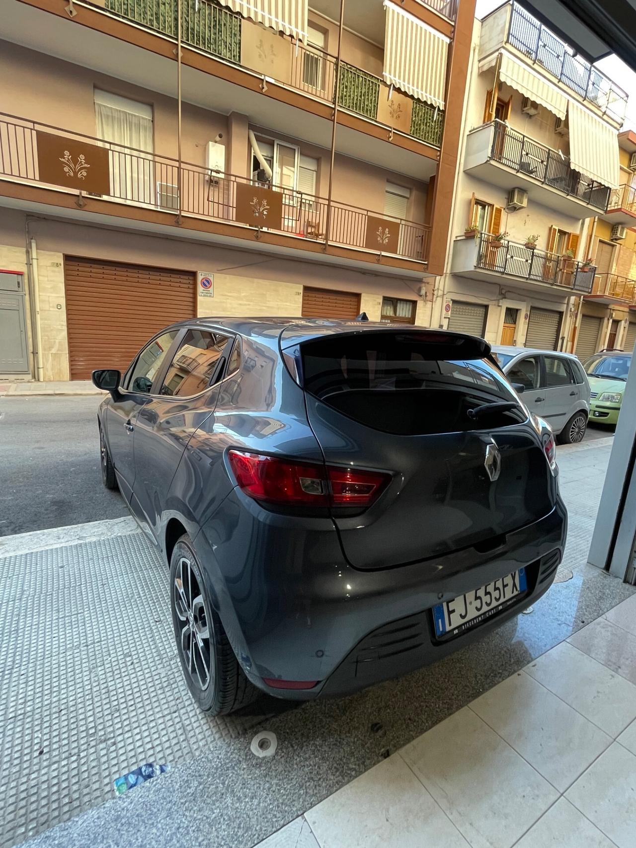 Renault Clio dCi 8V 75 CV Start&Stop 5 porte Energy Intens